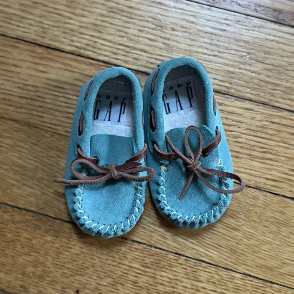 Baby Gap Little Loafers - Size 1